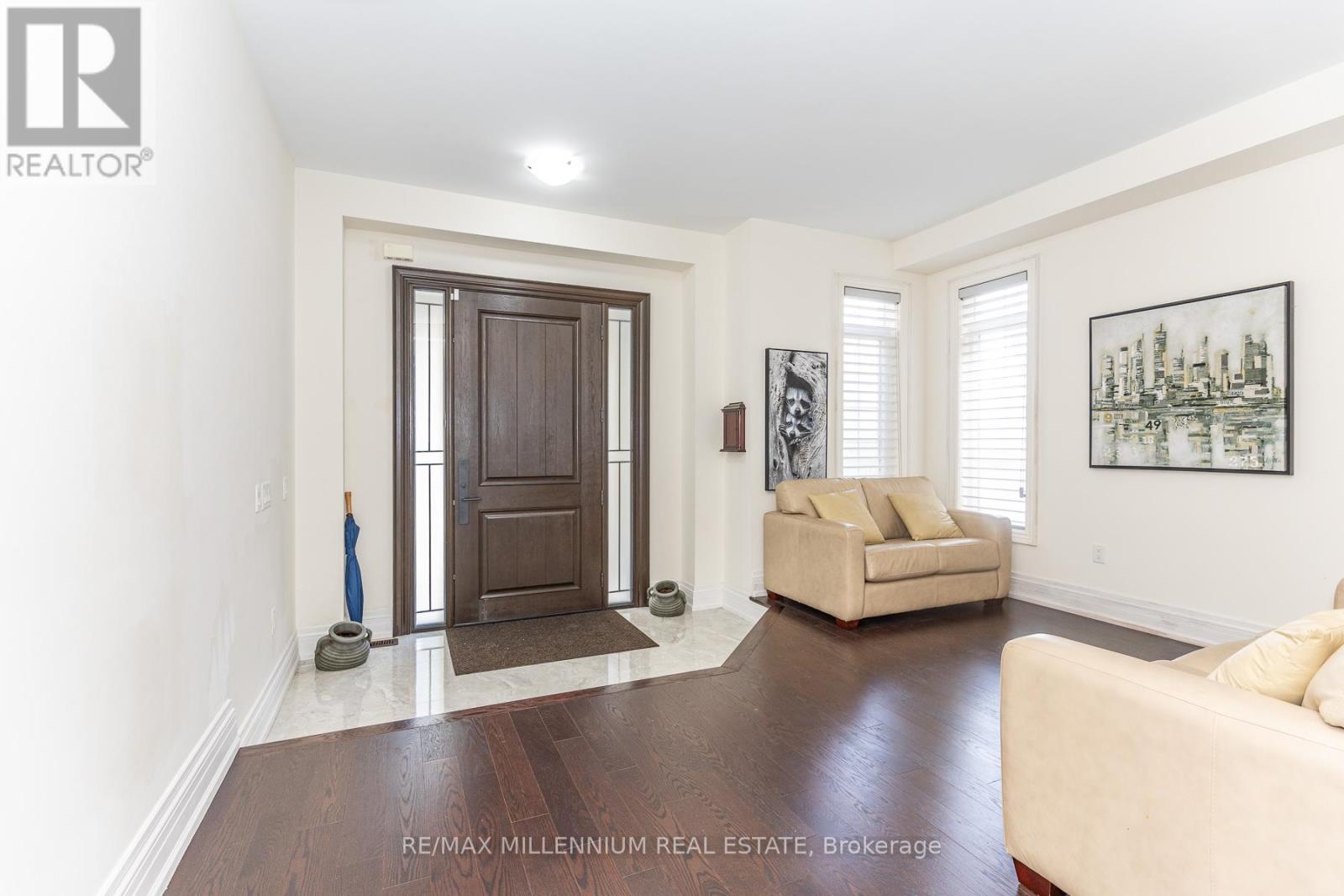 House – 11 ALGOMA DRIVE, Vaughan – photo 5