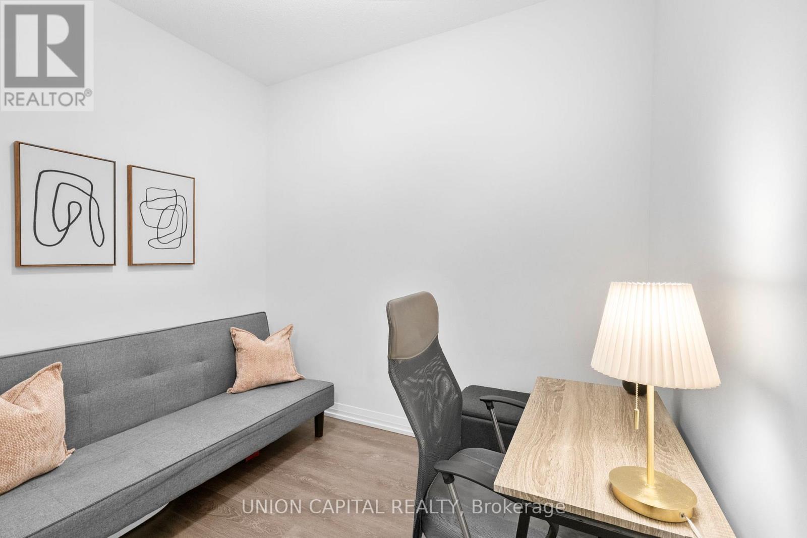 Apartment – 310 - 50 ANN O'REILLY ROAD, Toronto – photo 4