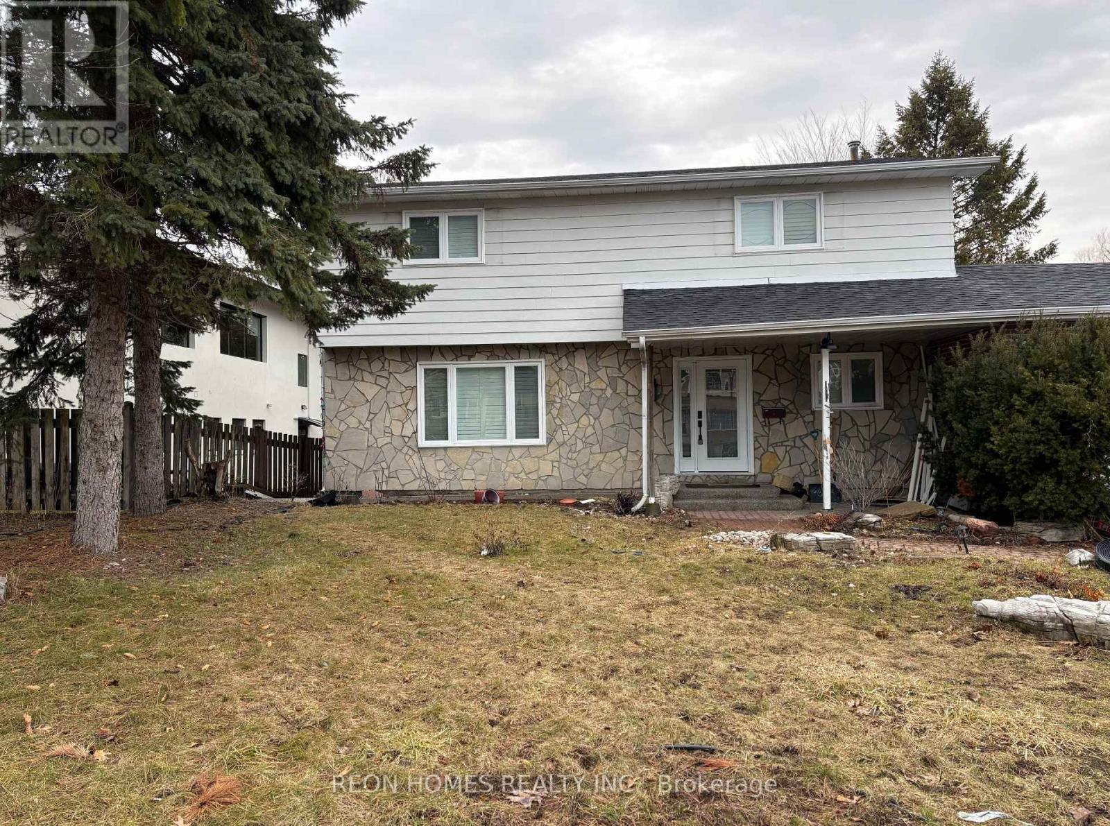 House – (MAIN) - 724 SHEPPARD AVENUE, Pickering – photo 2