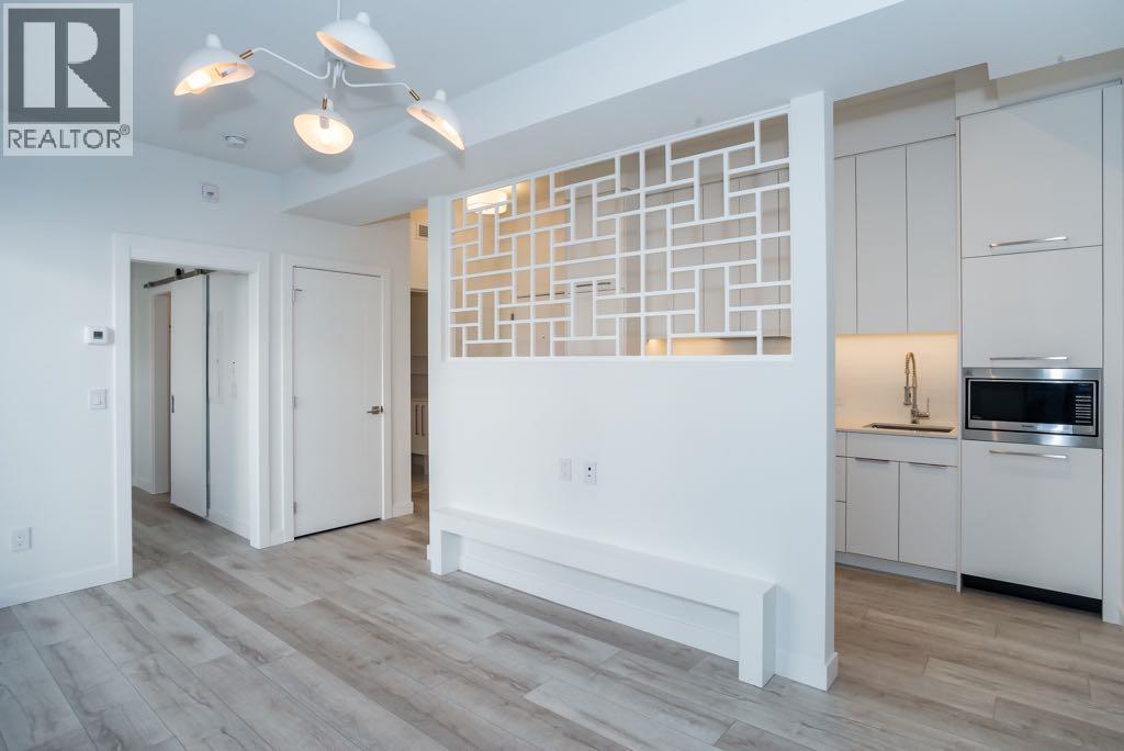Apartment for Sale in 317, 3130 Thirsk Street NW|Calgary, Alberta T3B6H4 5