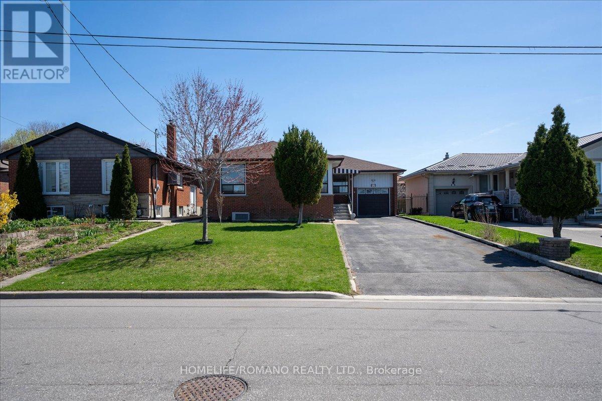House – 77 TAVISTOCK ROAD, Toronto – photo 2