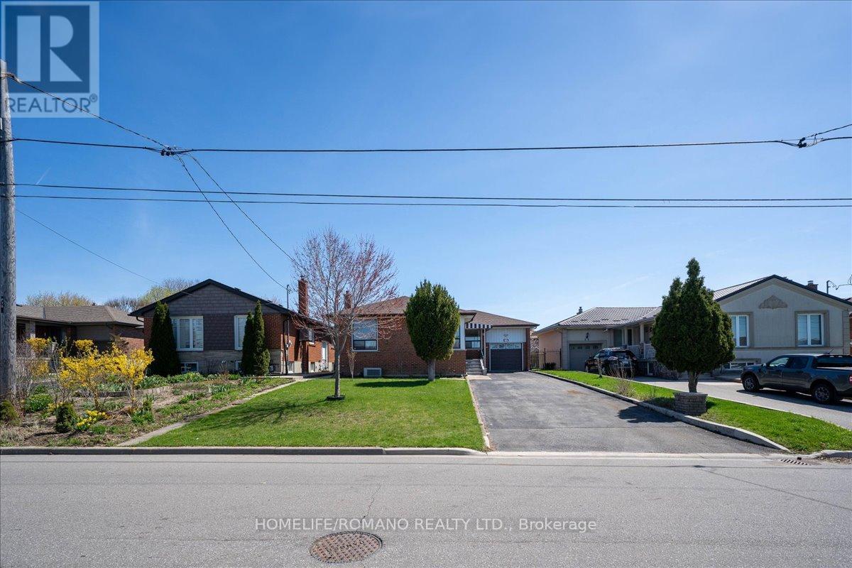 House – 77 TAVISTOCK ROAD, Toronto – photo 3