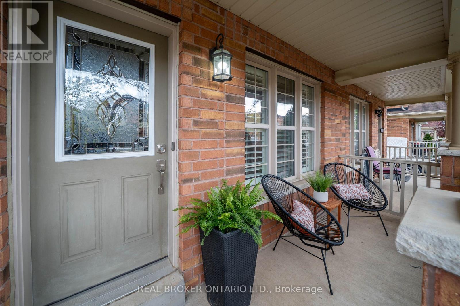 Row / Townhouse – 134 MCCREADY DRIVE, Milton – photo 2