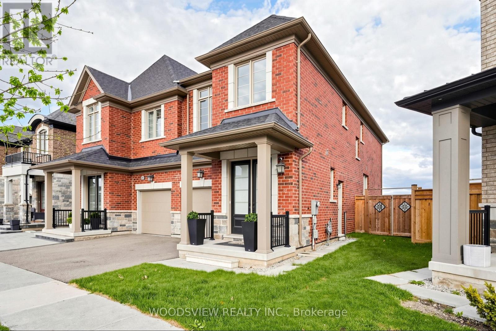 House – 1366 CLARRIAGE COURT, Milton – photo 2