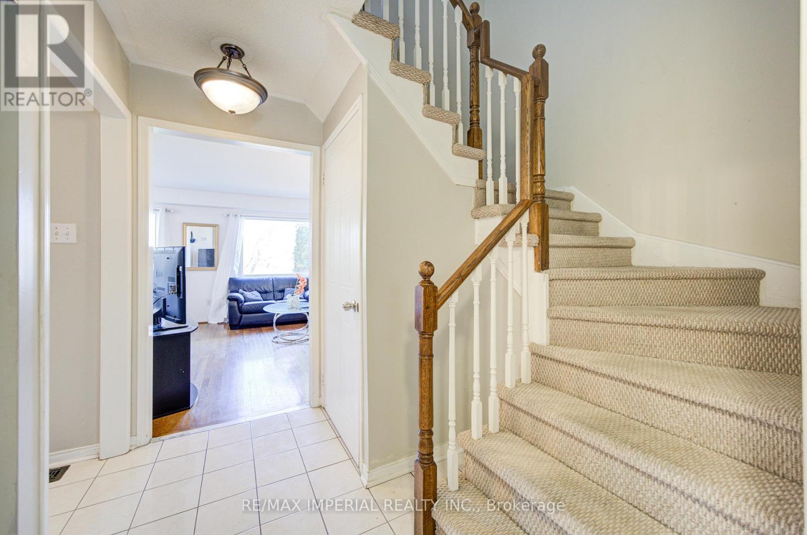 Row / Townhouse – 44 - 5305 GLEN ERIN DRIVE, Mississauga – photo 3