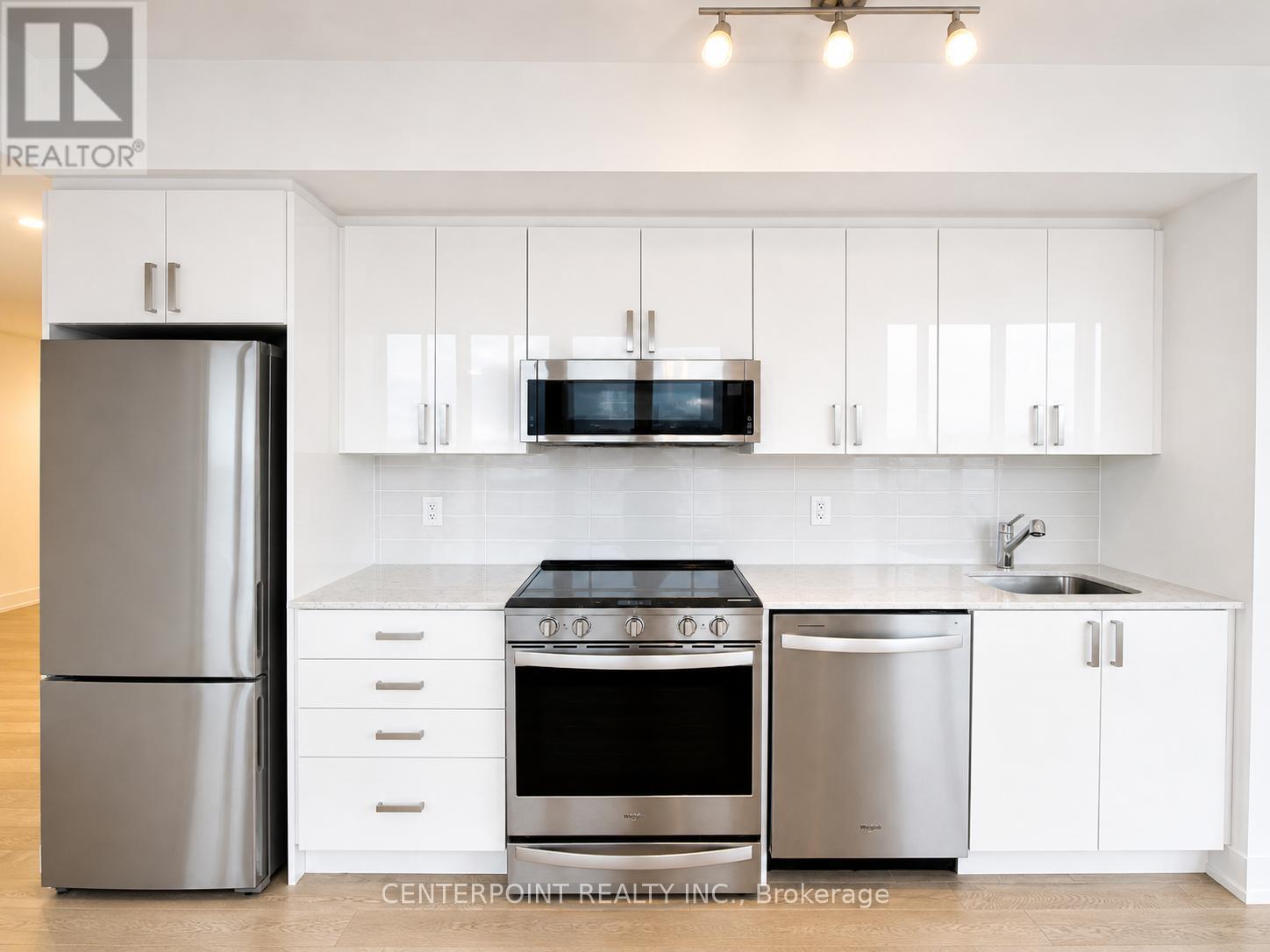 Apartment – 803 - 1063 DOUGLAS MCCURDY COMMON, Mississauga – photo 3