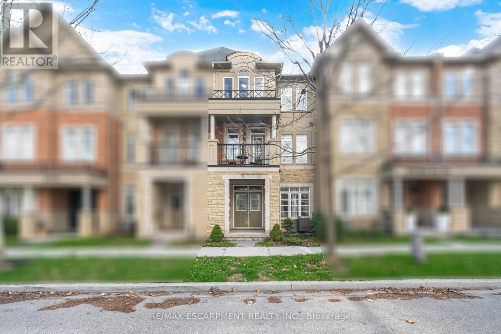 Row / Townhouse – 3062 EBERLY WOODS DRIVE, Oakville – photo 3