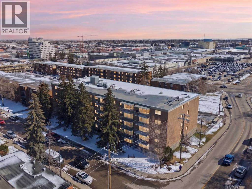 Apartment for Sale in 103, 521 57 Avenue SW|Calgary, Alberta T2V4N5