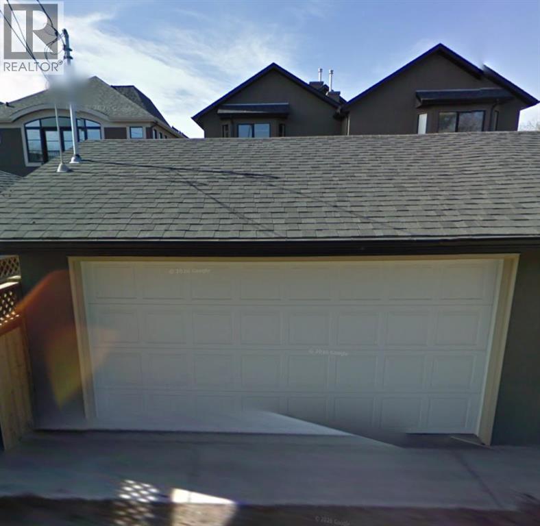 Duplex for Sale in 2234 Broadview Road NW|Calgary, Alberta T2N3J2 3