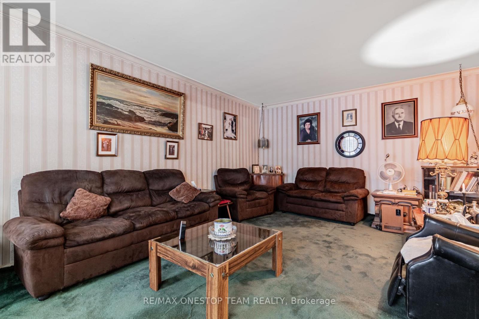 House – 344 PLEASANT AVENUE, Toronto – photo 5