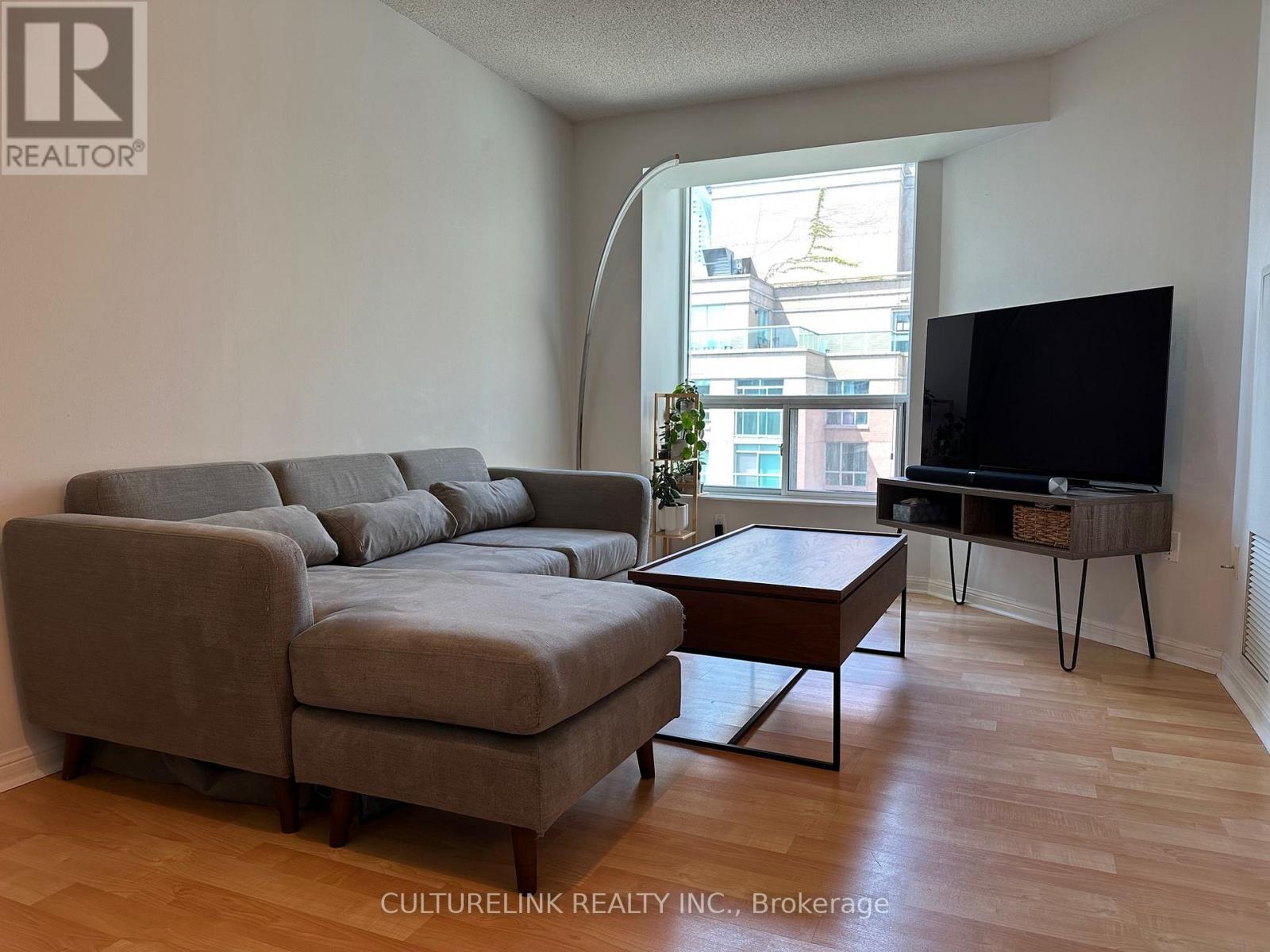 Apartment – Address not available,  – photo 2