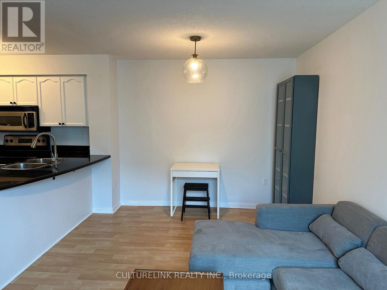 Apartment – Address not available,  – photo 5