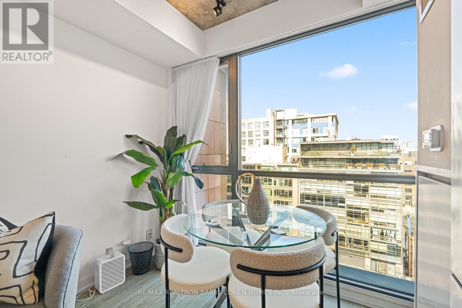 Apartment – 904 - 39 BRANT STREET, Toronto – photo 3