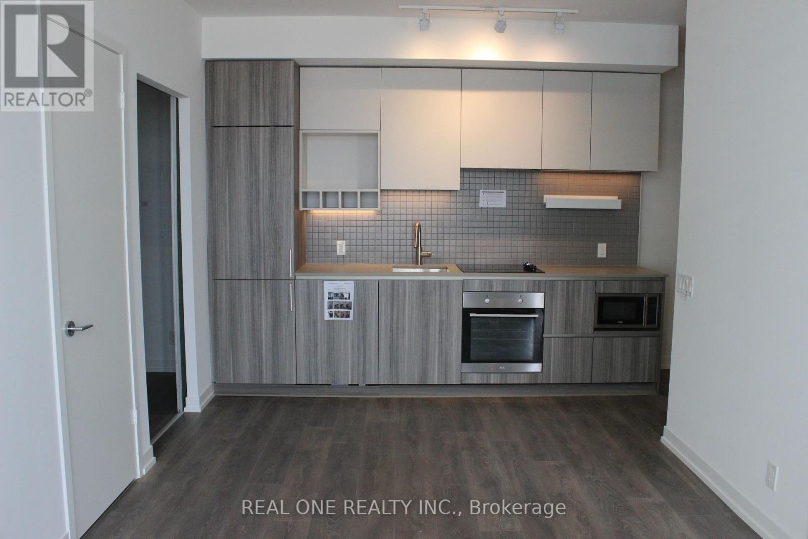 Apartment – 2912 - 5 BUTTERMILL AVENUE, Vaughan – photo 4