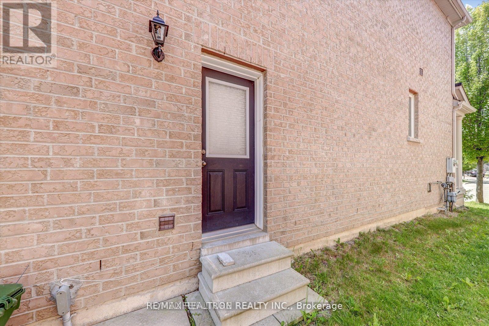 House – BASEMENT -65 KINCAID LANE, Markham – photo 3