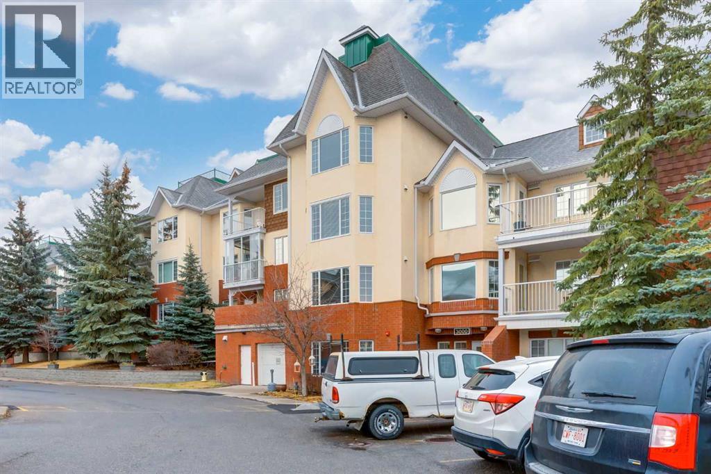 Apartment for Sale in 3204, 3204 Sienna Park Green SW|Calgary, Alberta T3H3N7
