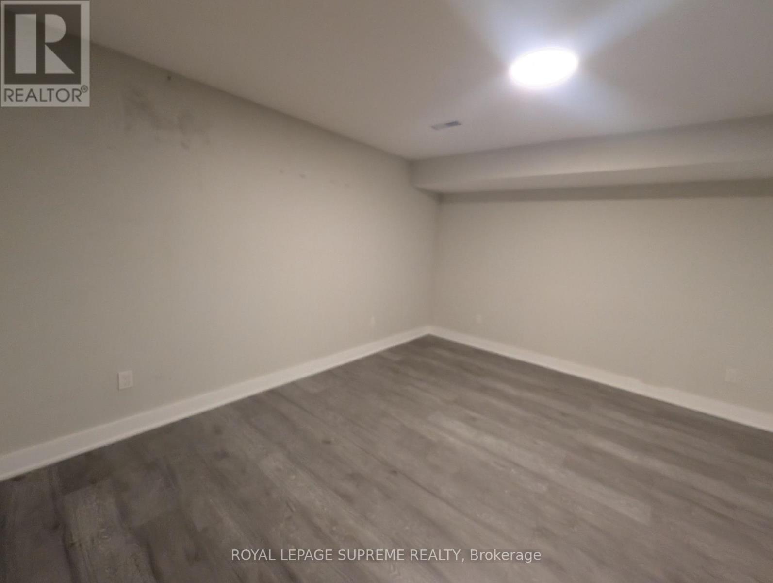 House – LOWER - 2132 DUNDAS STREET, Toronto – photo 5