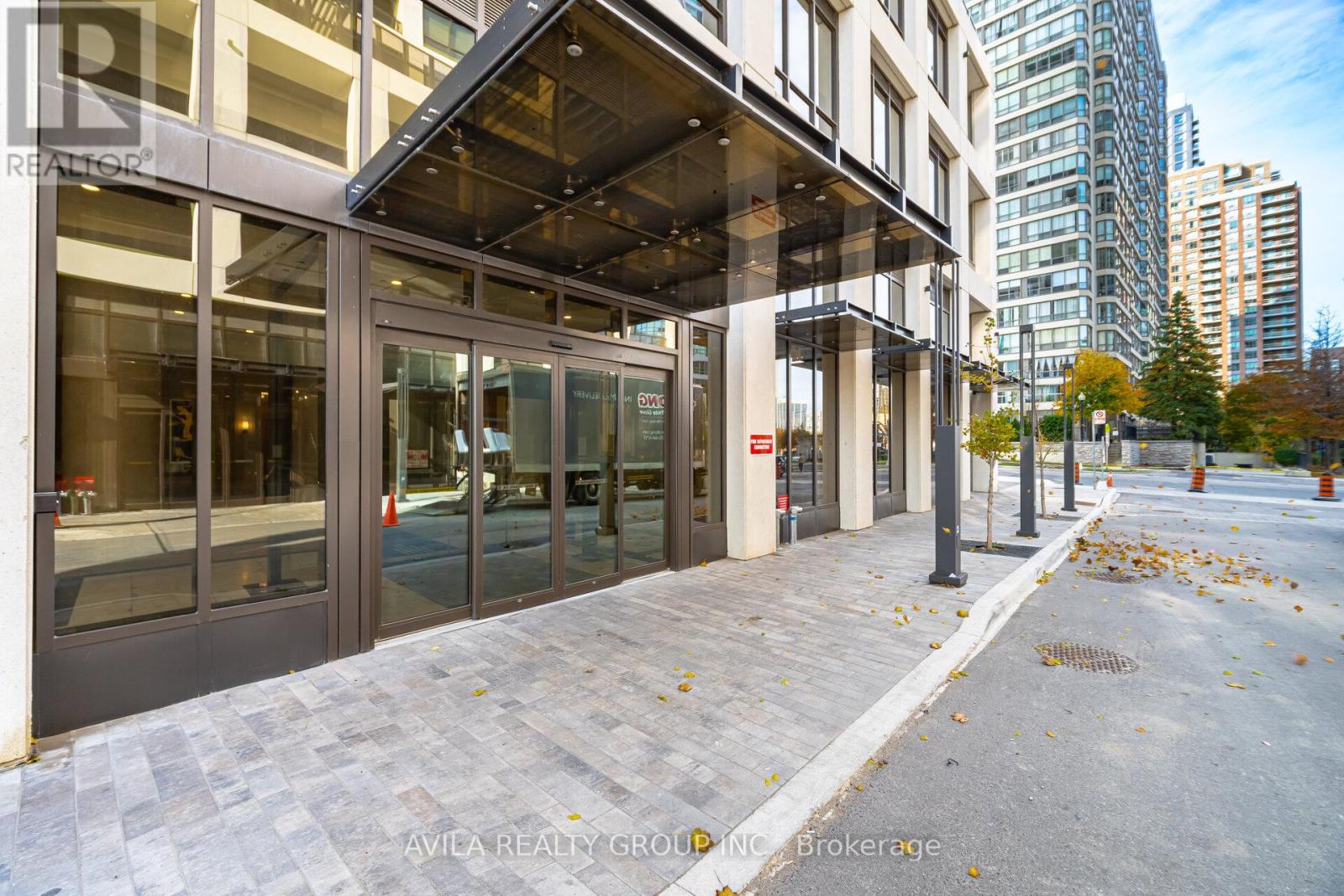 Apartment – 1910 - 36 ELM DRIVE W, Mississauga – photo 1
