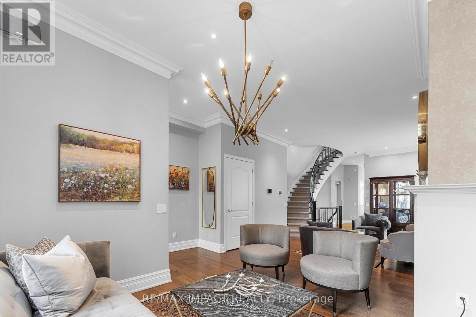 Row / Townhouse – 13 - 260 RUSSELL HILL ROAD, Toronto – photo 5