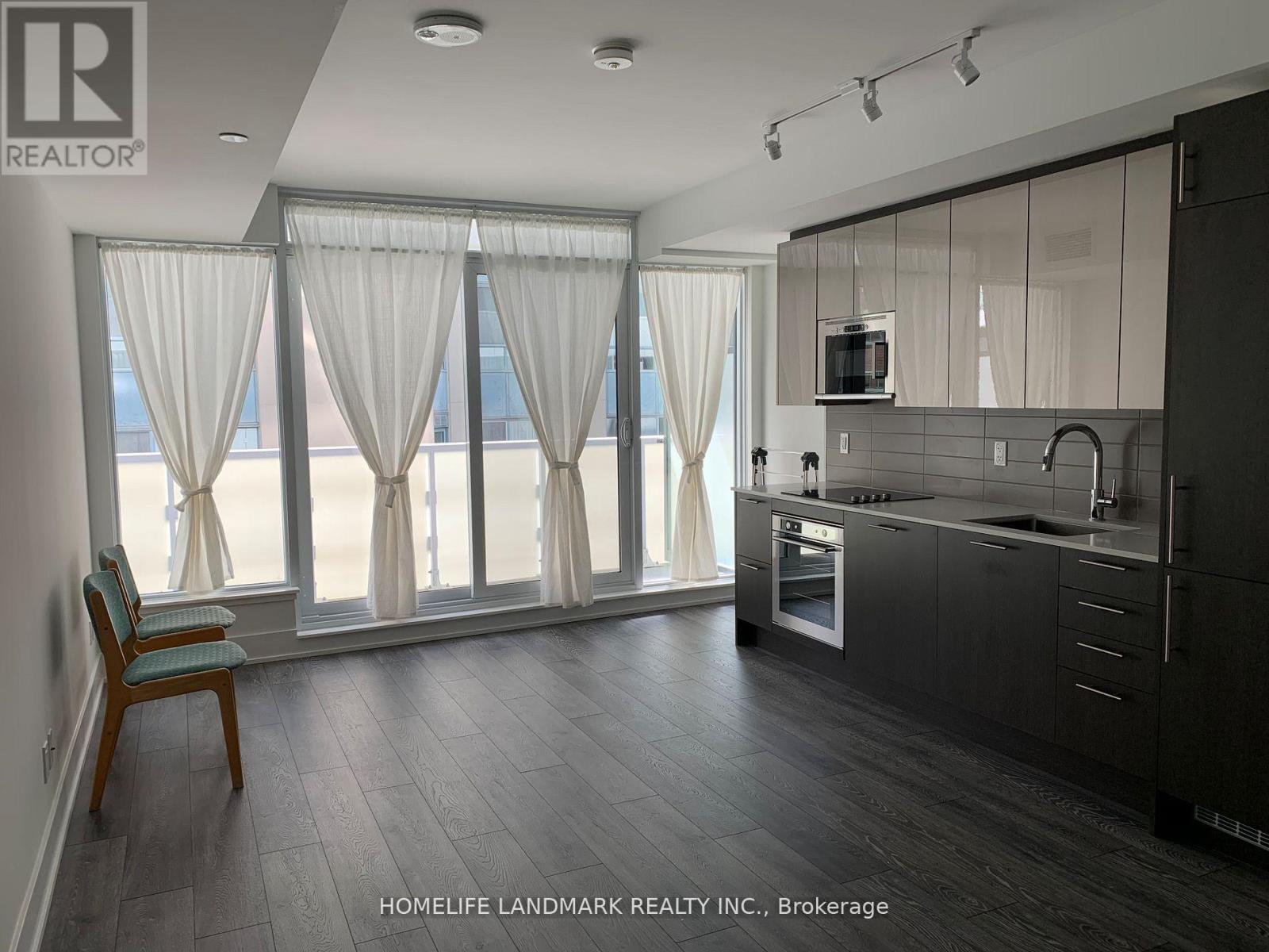 Apartment – 618 - 403 CHURCH STREET E, Toronto – photo 2