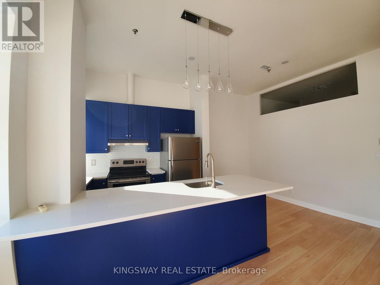 Apartment – 414 - 700 KING STREET W, Toronto – photo 5