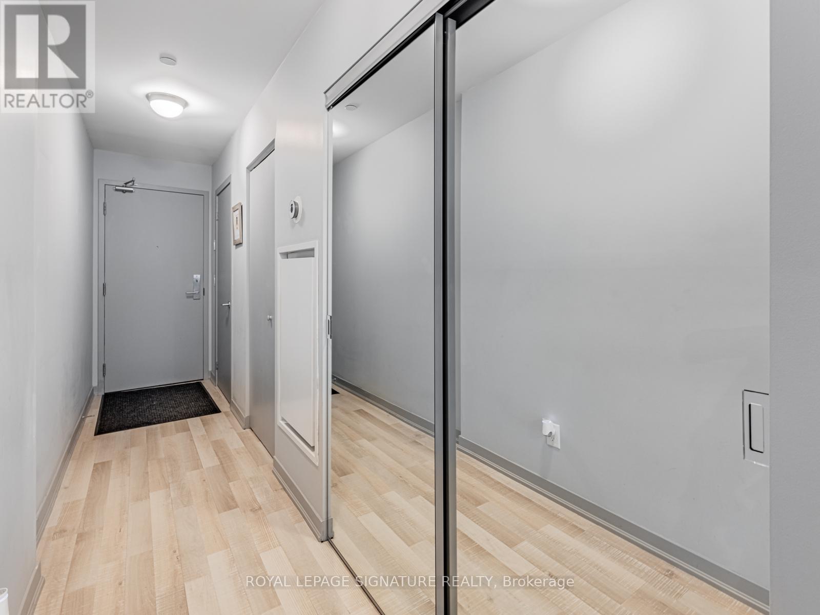 Apartment – 202 - 51 EAST LIBERTY STREET, Toronto – photo 3