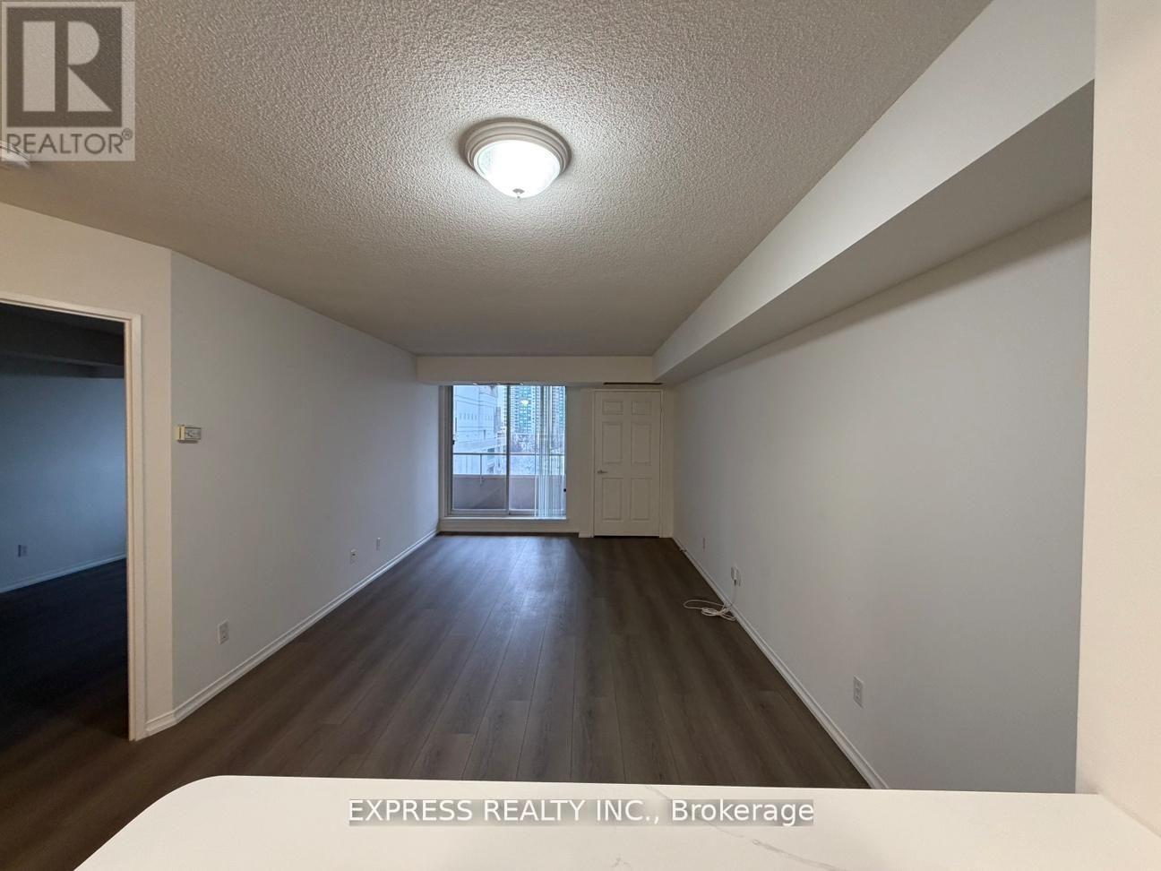 Apartment – 601 - 18 HILLCREST AVENUE, Toronto – photo 4