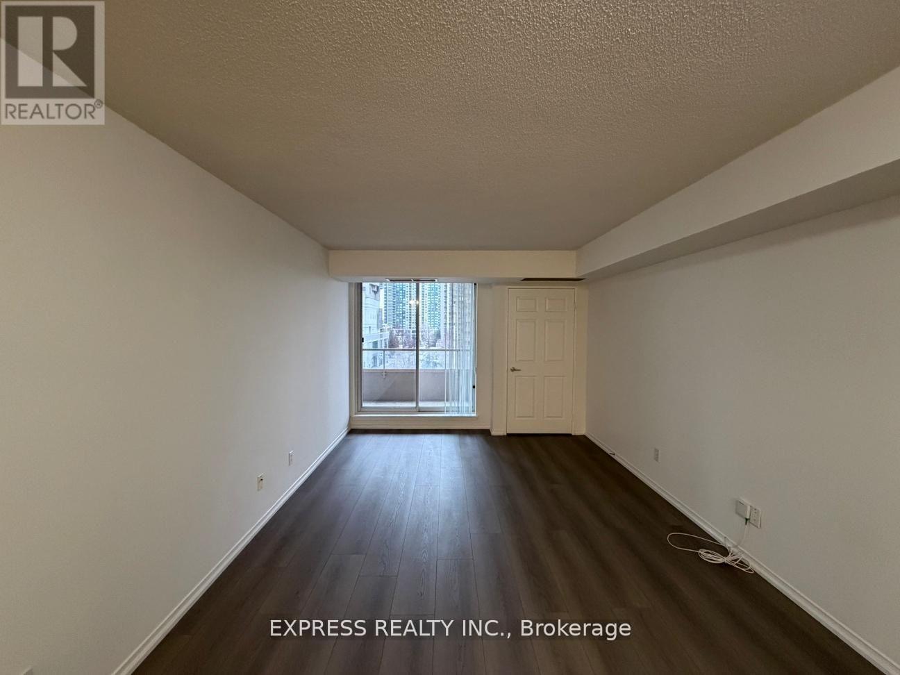 Apartment – 601 - 18 HILLCREST AVENUE, Toronto – photo 5