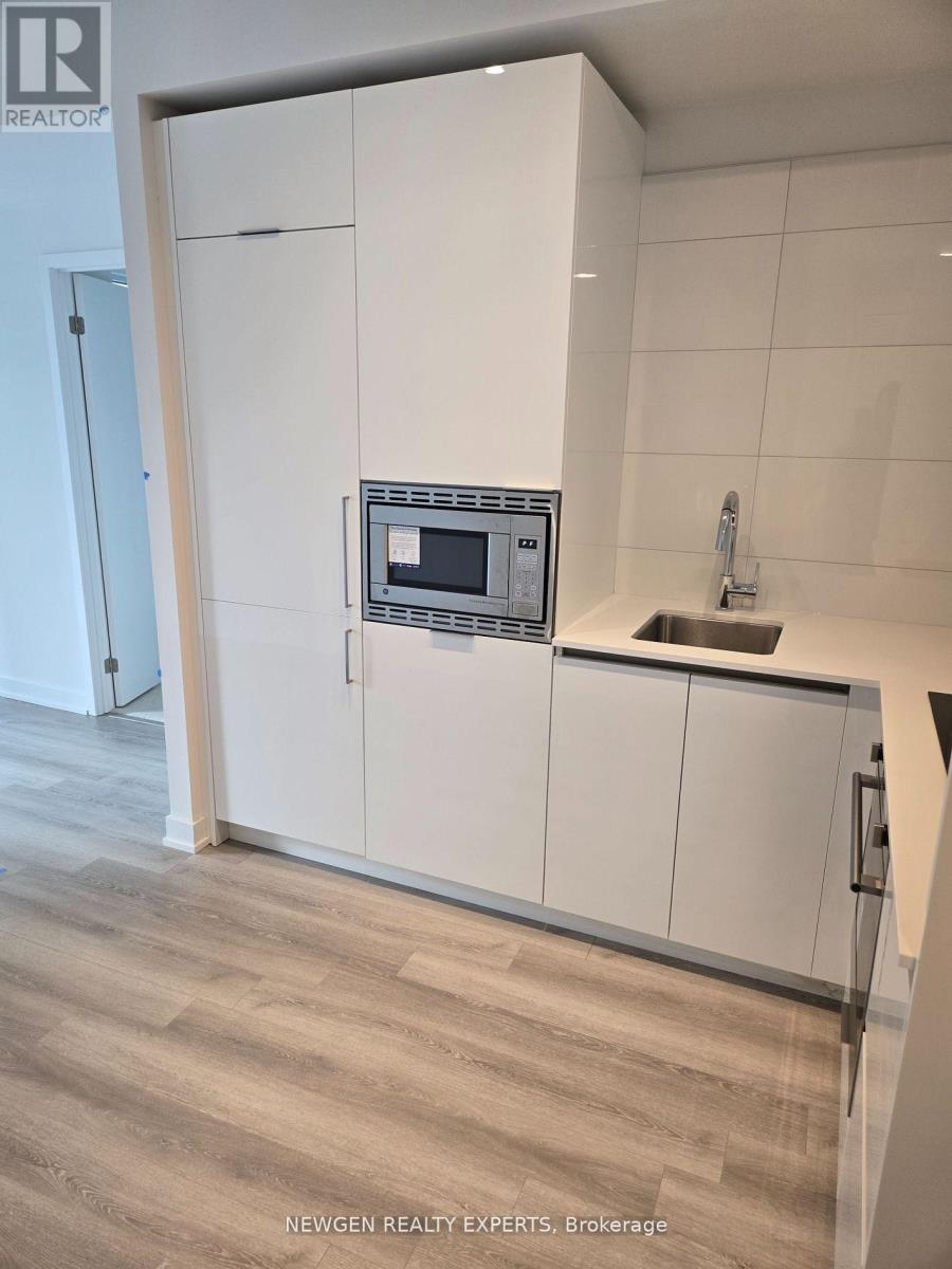 Apartment – 1705 - 238 SIMCOE STREET, Toronto – photo 4