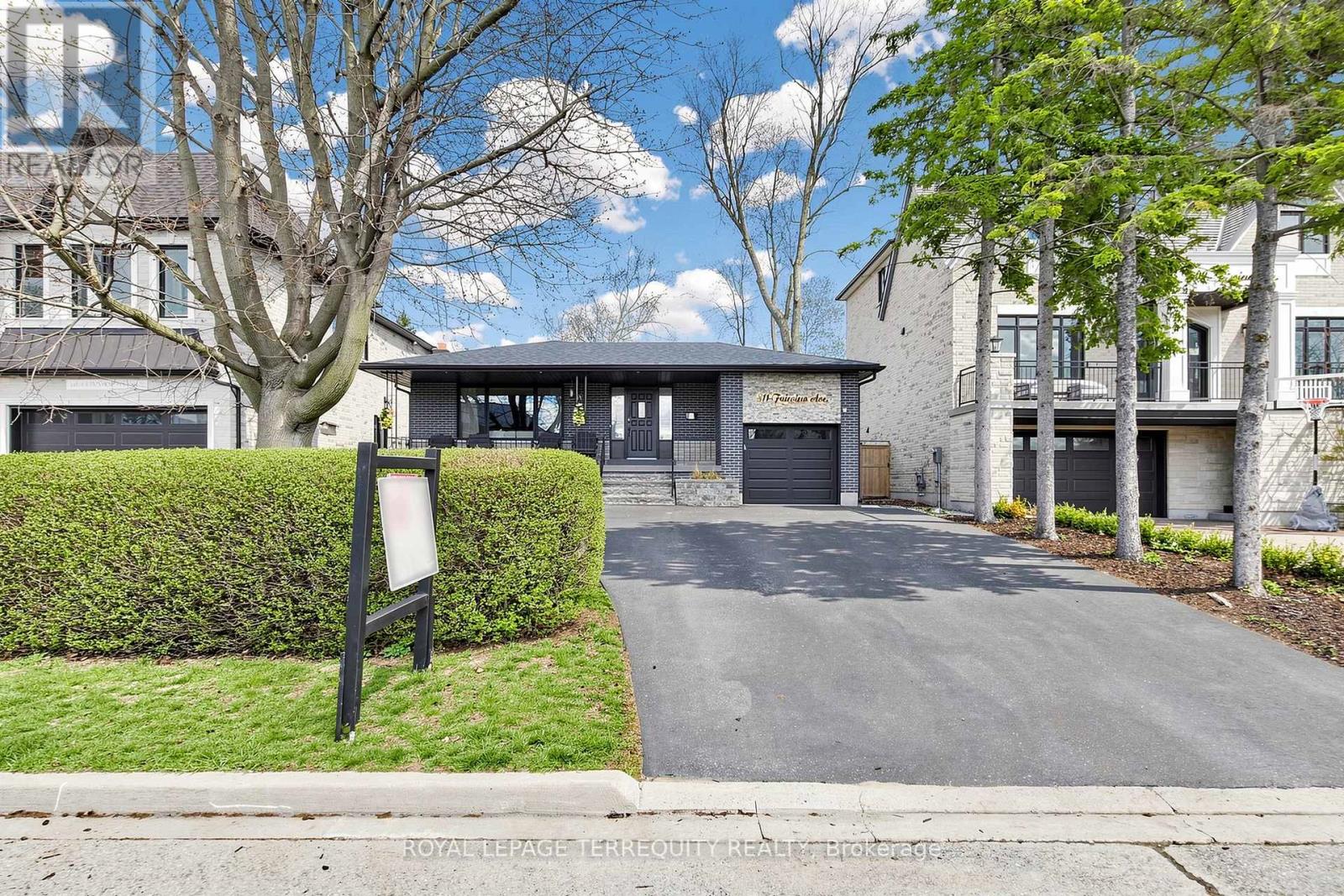 House – 811 FAIRVIEW AVENUE, Pickering – photo 2