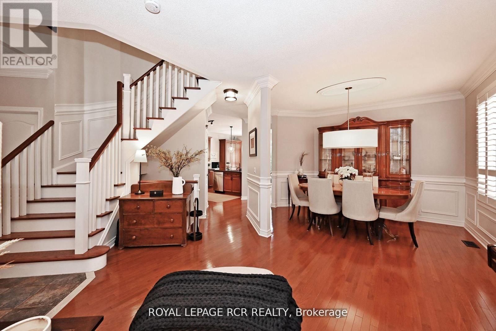 House – 142 REGATTA AVENUE, Richmond Hill – photo 5