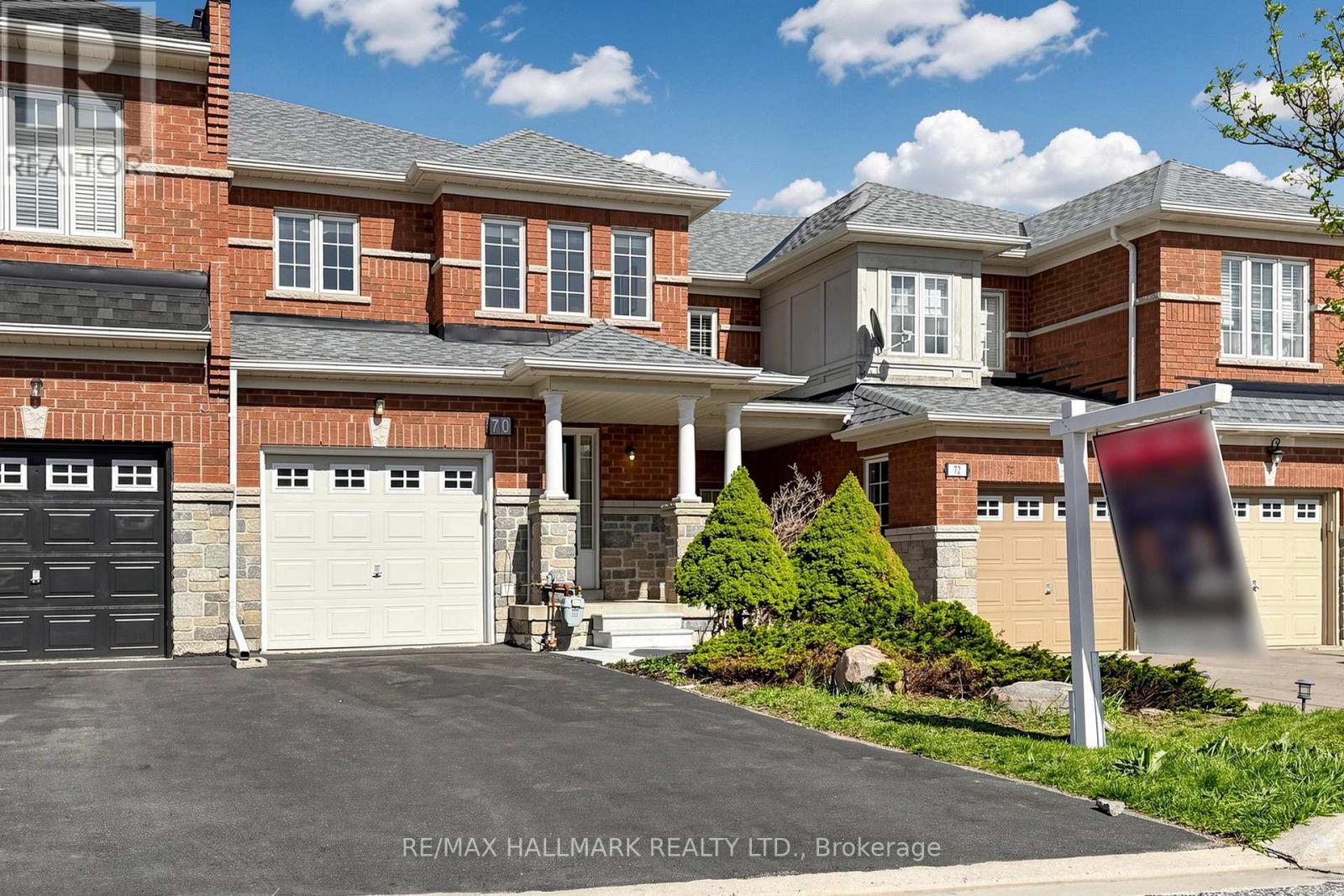 Row / Townhouse – 70 MAFFEY CRESCENT, Richmond Hill – photo 3