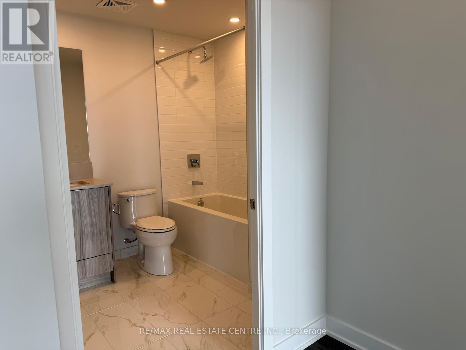 Apartment – 1007 - 430 SQUARE ONE DRIVE, Mississauga – photo 4