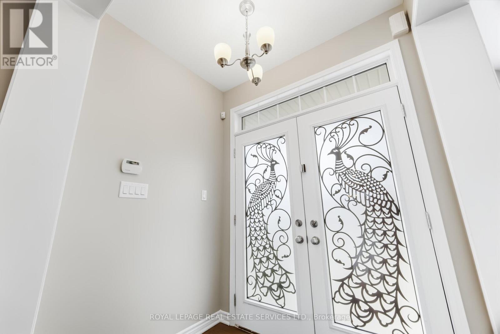 House – 2383 CALLOWAY DRIVE, Oakville – photo 4