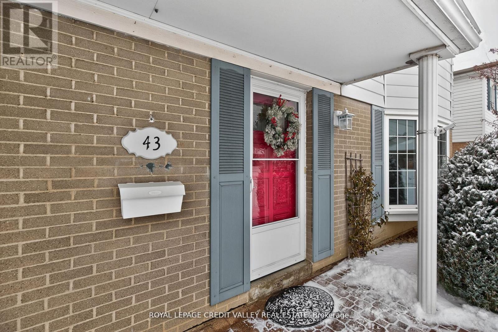 House – 43 BENTON STREET, Brampton – photo 4