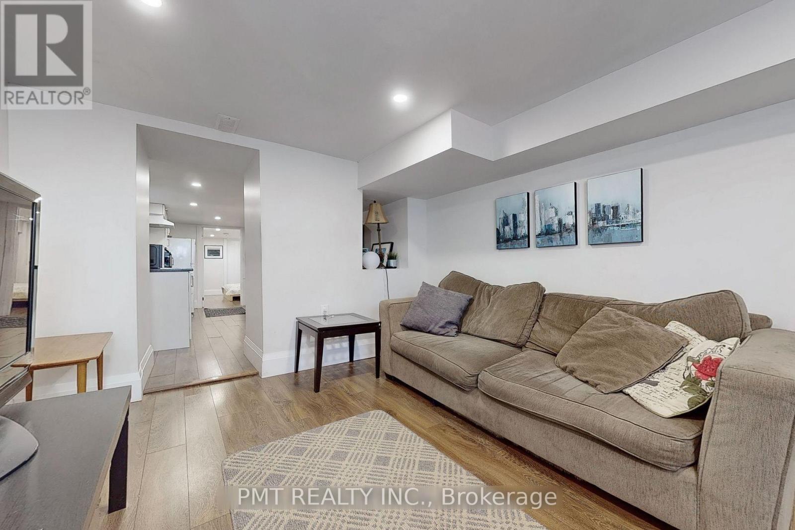 Duplex – BSMT - 232 LAUGHTON AVENUE, Toronto – photo 2