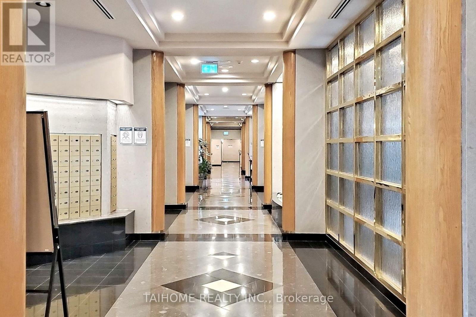 Apartment – 809 - 28 HOLLYWOOD AVENUE, Toronto – photo 4
