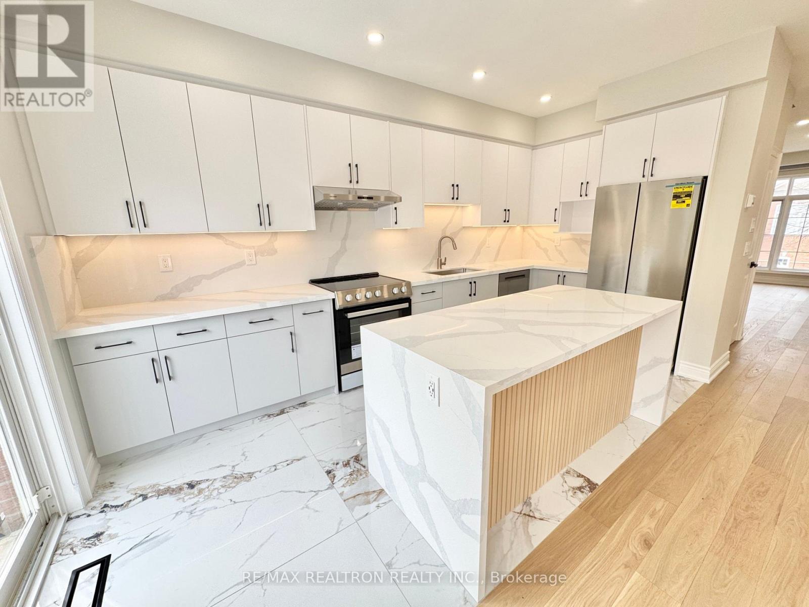 House – 20 MADISON HEIGHTS BOULEVARD, Markham – photo 5