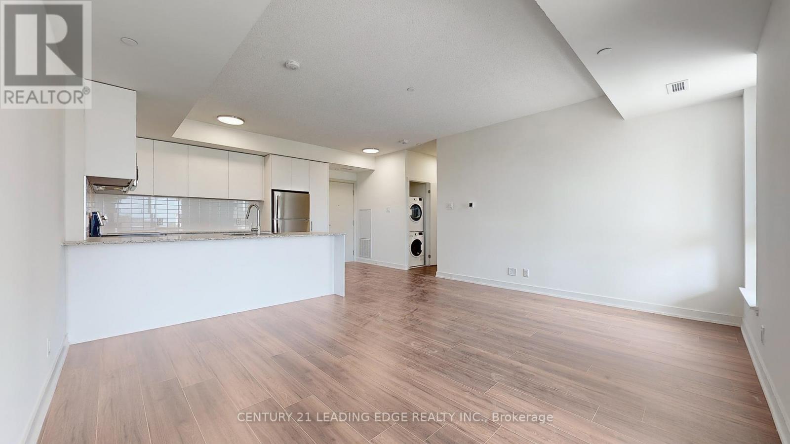 Apartment – 303 - 101 CATHEDRAL HIGH STREET, Markham – photo 4