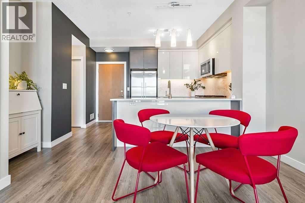 Apartment for Sale in 1417, 95 Burma Star Road SW|Calgary, Alberta T3E8A9 3