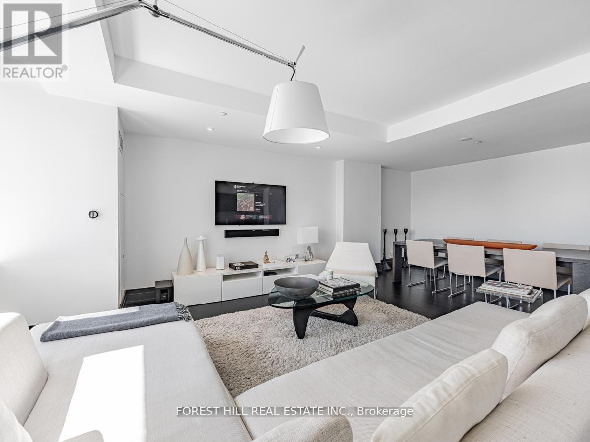 Apartment – 805 - 2 AVENUE ROAD, Toronto – photo 5