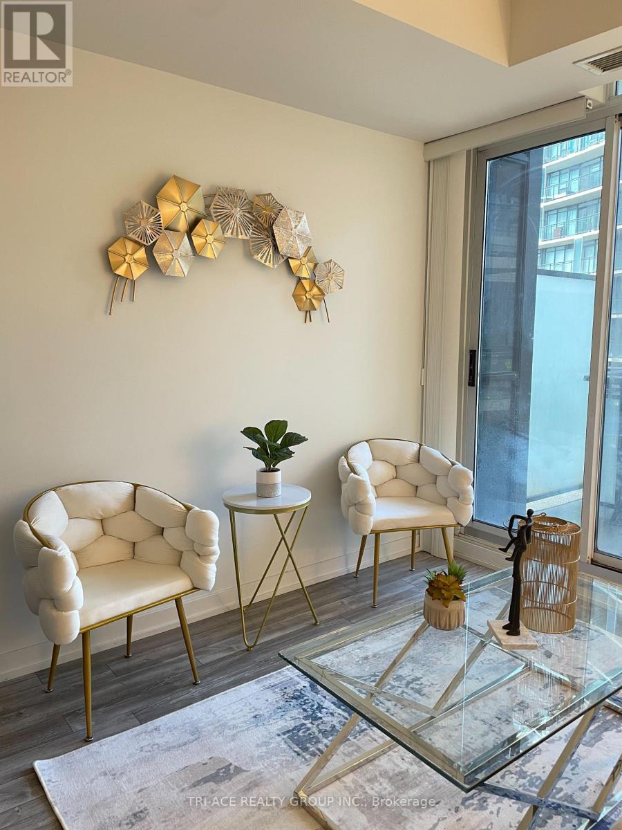 Apartment – 732 - 8 TELEGRAM MEWS, Toronto – photo 3