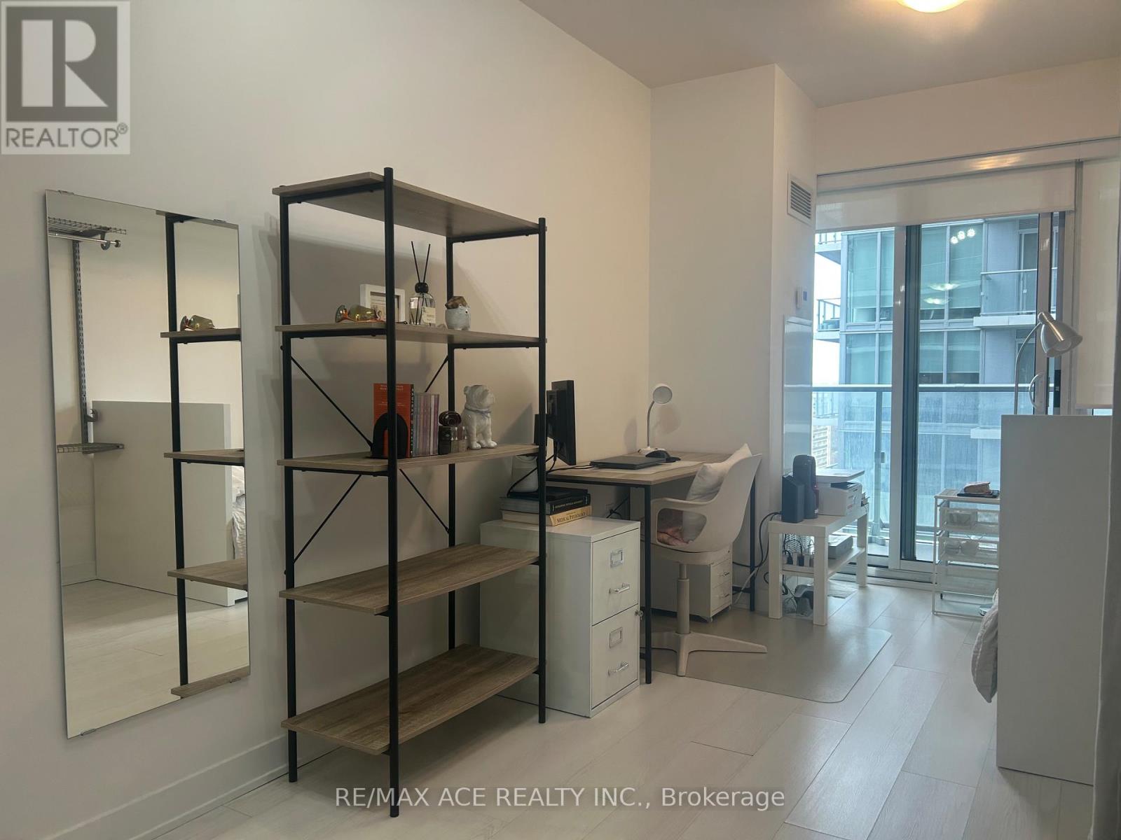 Apartment – 2314 - 195 REDPATH AVENUE, Toronto – photo 4