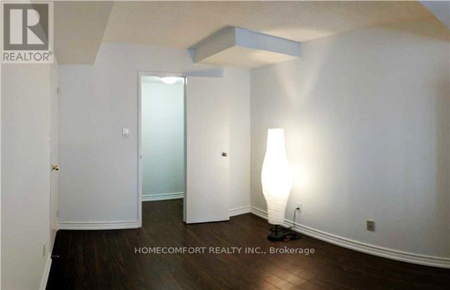Apartment – 620 - 633 BAY STREET, Toronto – photo 5