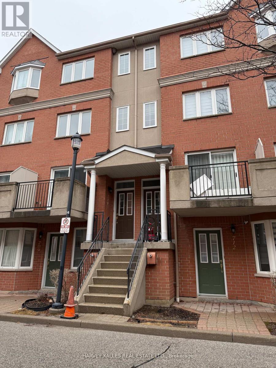 Row / Townhouse – 710 - 1881 MCNICOLL AVENUE, Toronto – photo 1