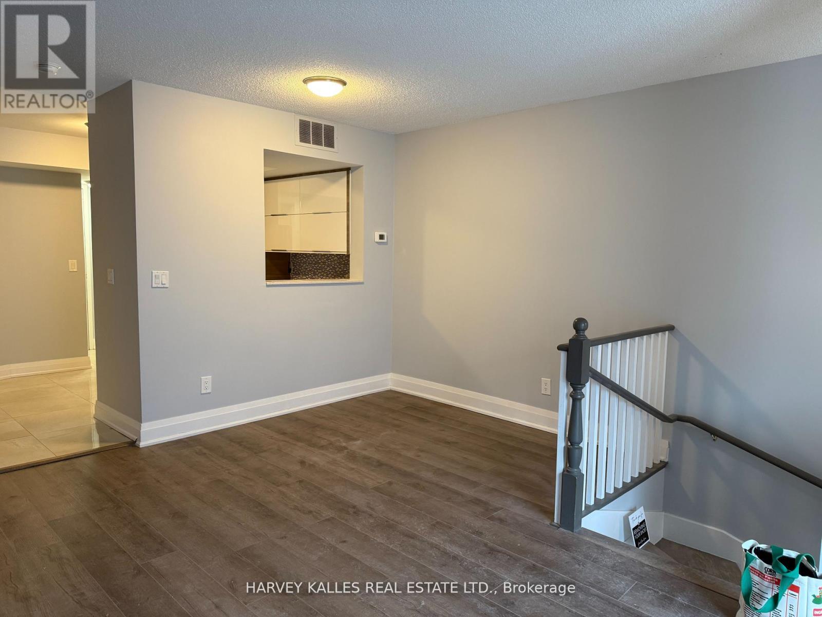 Row / Townhouse – 710 - 1881 MCNICOLL AVENUE, Toronto – photo 4