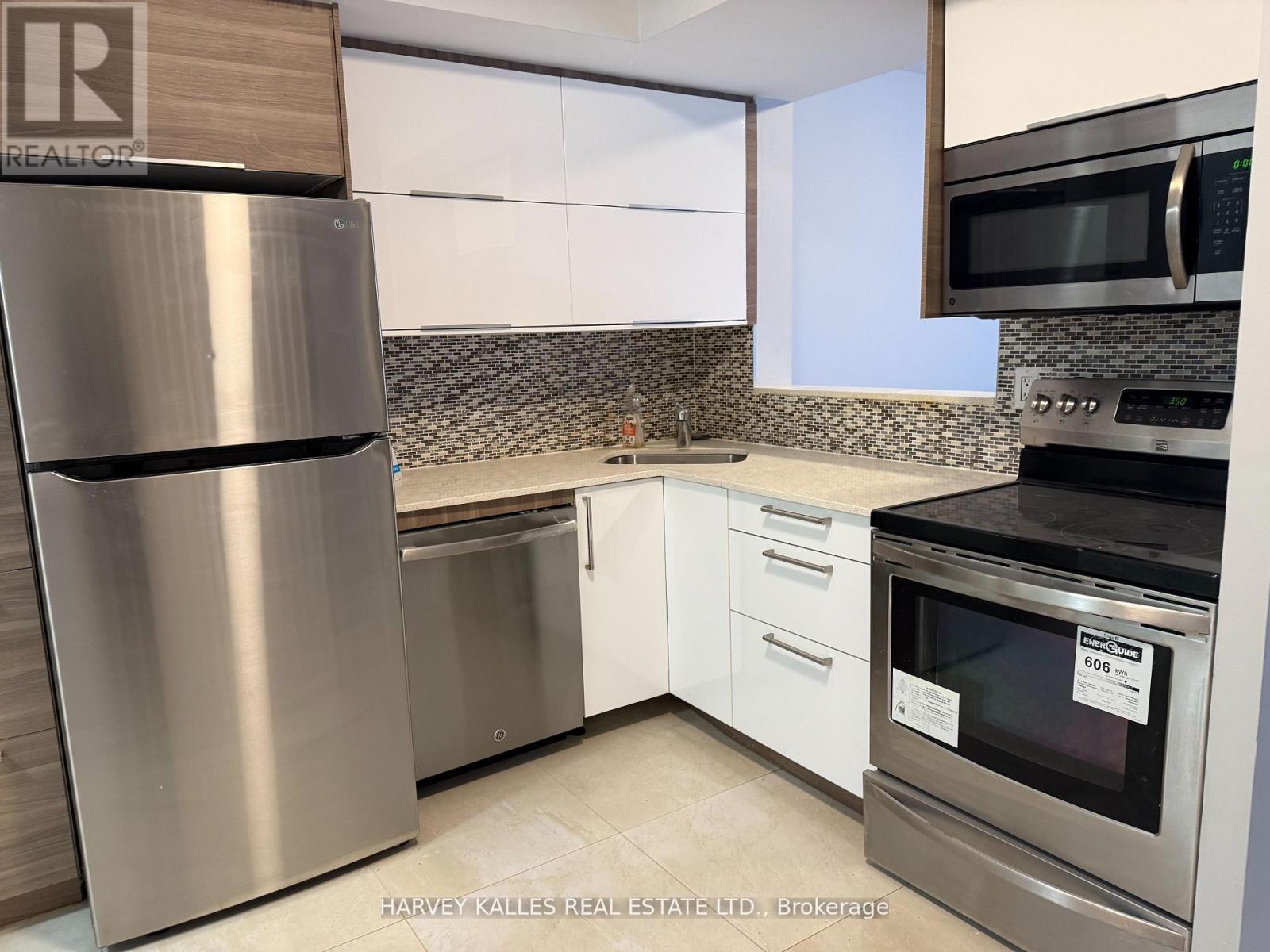 Row / Townhouse – 710 - 1881 MCNICOLL AVENUE, Toronto – photo 5