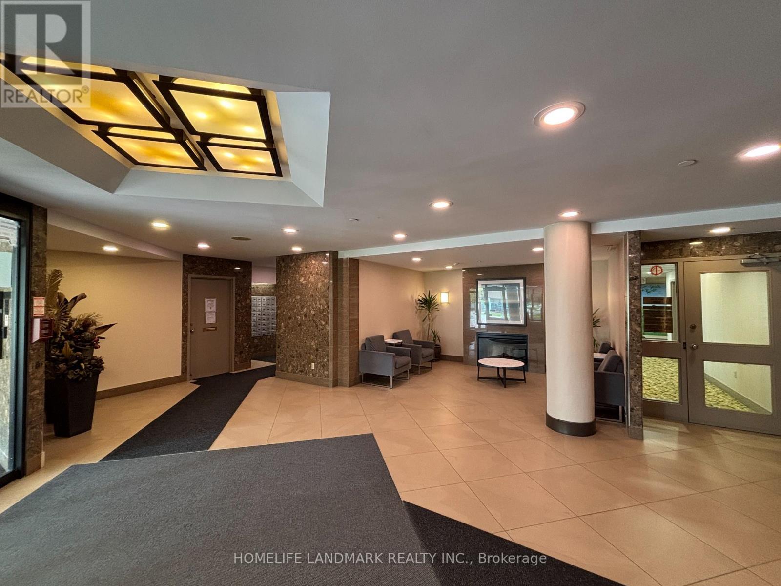 Apartment – 1202 - 330 ALTON TOWERS CIRCLE, Toronto – photo 4