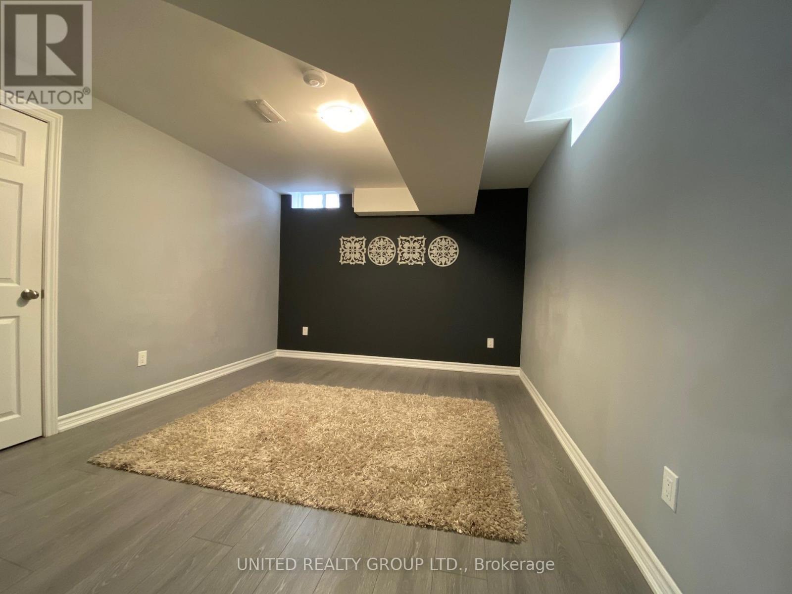 House – BASEMENT - 271 WARDLAW PLACE, Vaughan – photo 4
