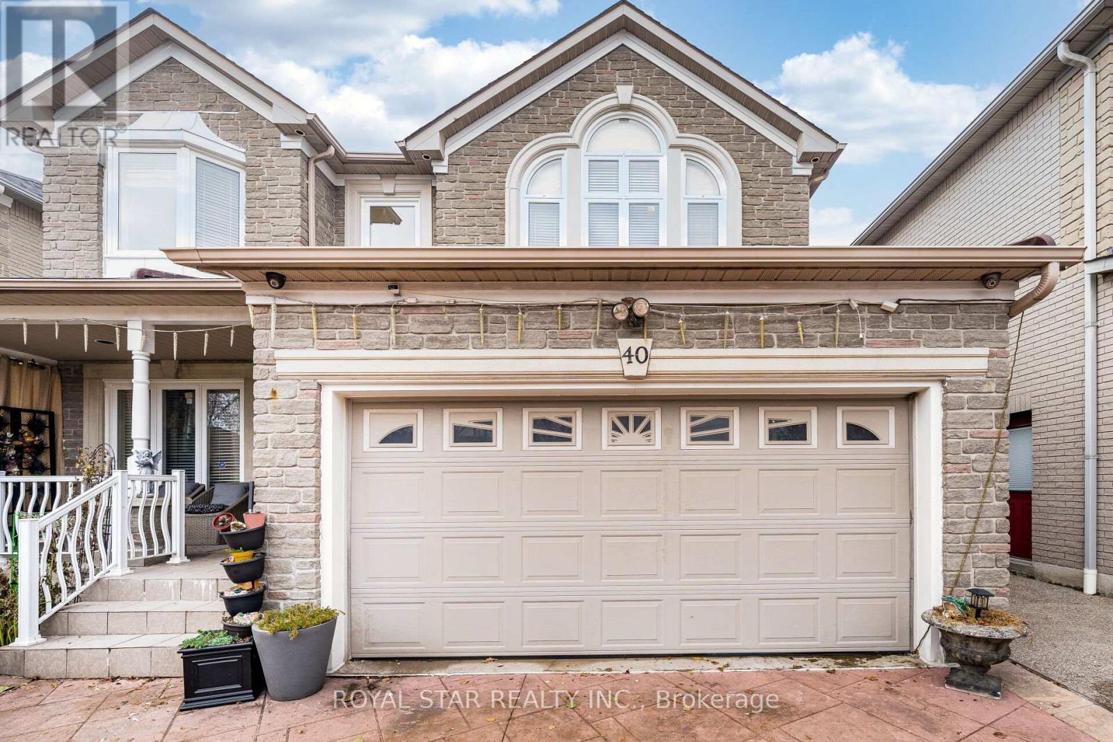 House – 40 OAKDALE ROAD, Vaughan – photo 3